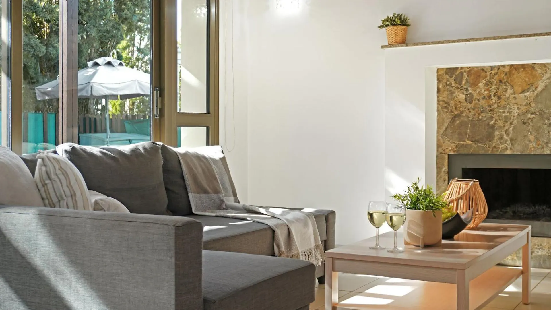 Villa Anthia - 2Bed With Large Pool Ajia Napa 0*,  Cypr